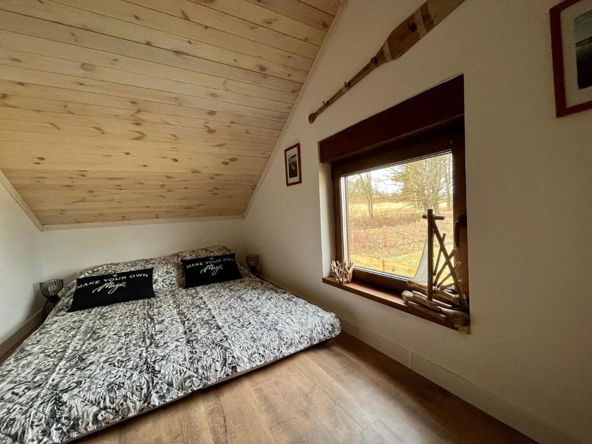 Zielona Chatka Nad Sapina Pozezdrze Buitenkant foto